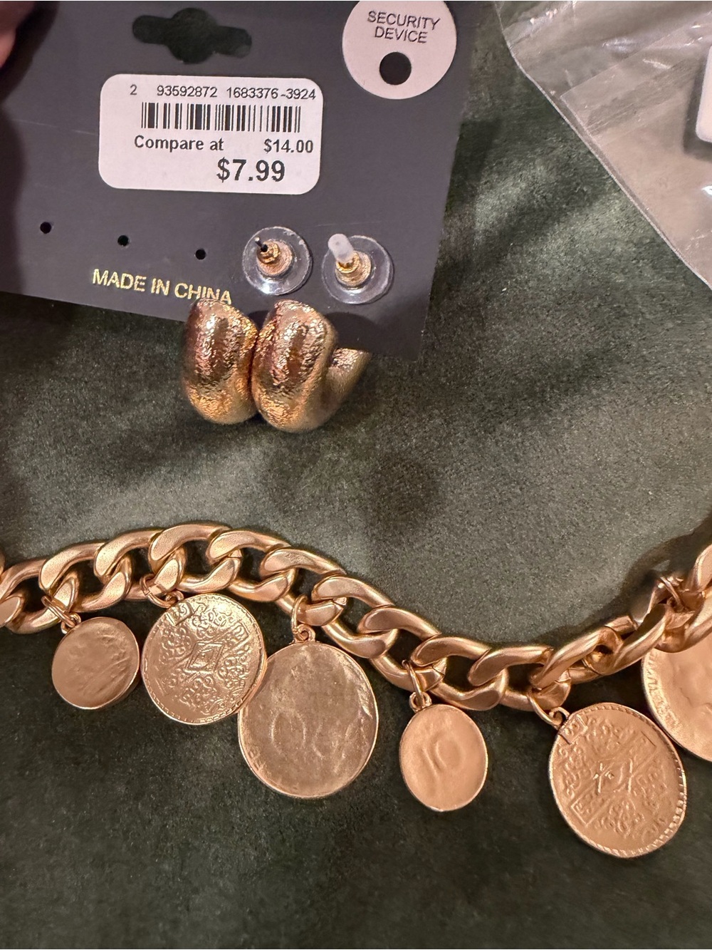 Jewelry bundle - Picture 3 of 4